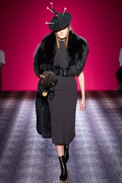 Look 9